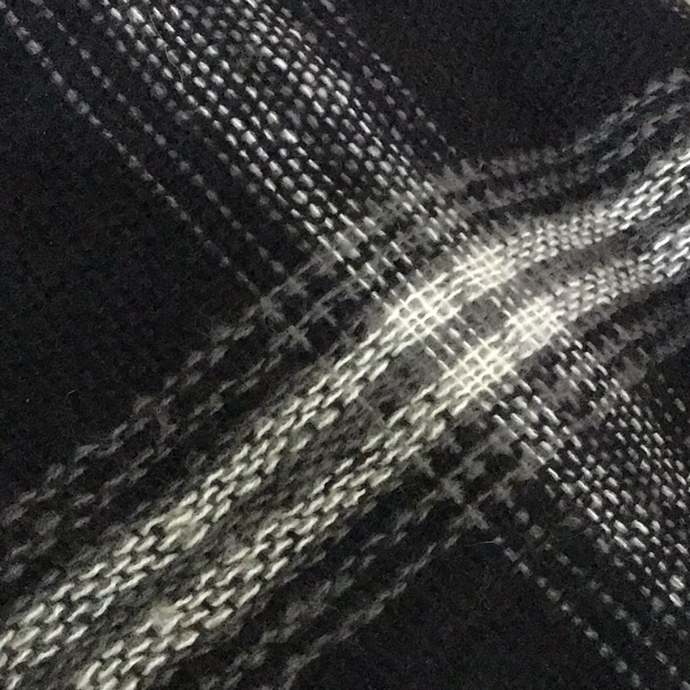Shawl/blanket scarf